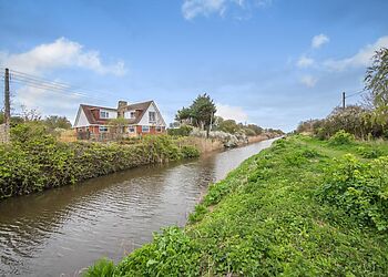 Pett Level Beach House
