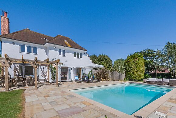 Large Detached House for 8 in Itchenor - photo 7 of 15