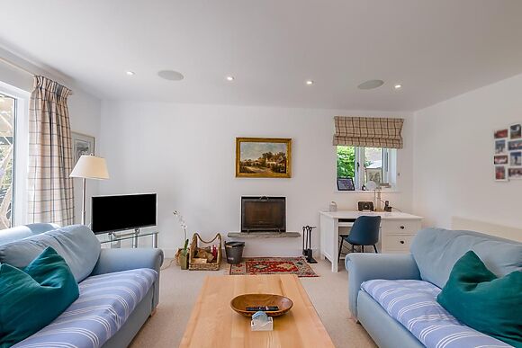 Large Detached House for 8 in Itchenor - photo 15 of 15