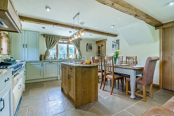 The Old Stable Yr Hen Stabl