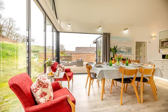 Wild Chive Lodge
