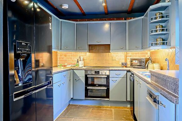 The Copper Pot - Snowford Hill