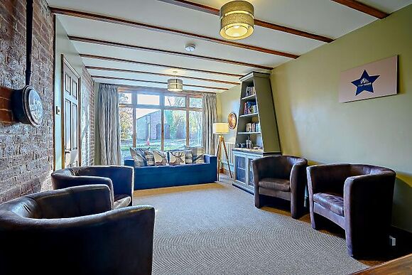 The Copper Pot - Snowford Hill