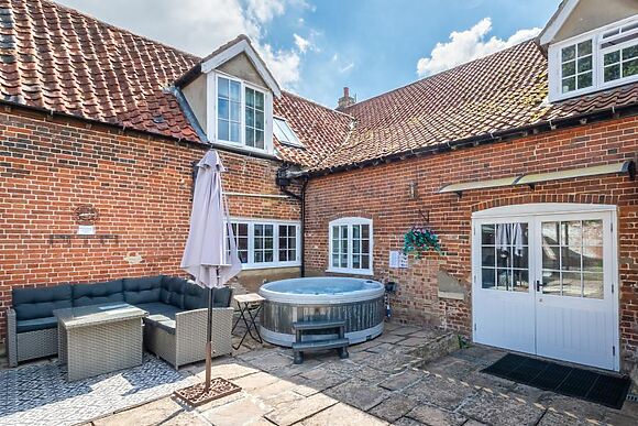 Middle Farmhouse
