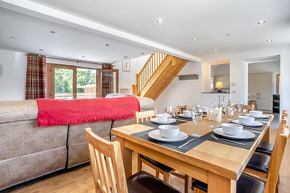 The Coach House Y Ty Coets