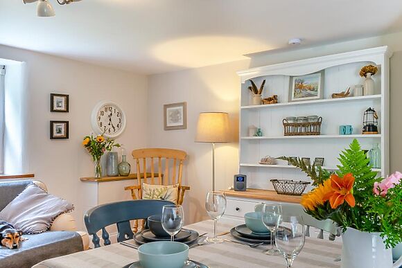 Molleston Back Farmhouse