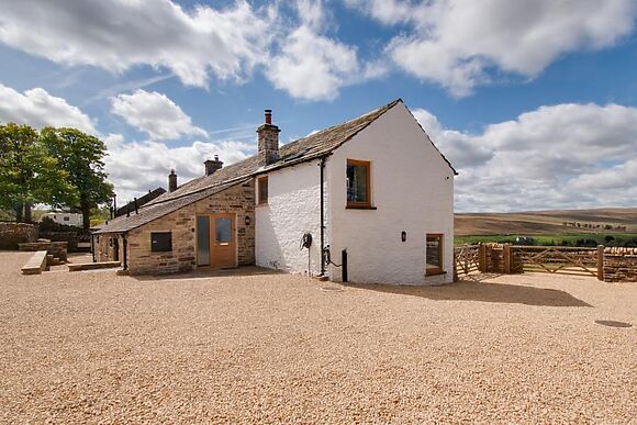 The Farmhouse At Dykeheads Farm