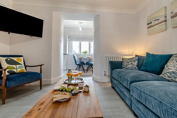Cove Apartment