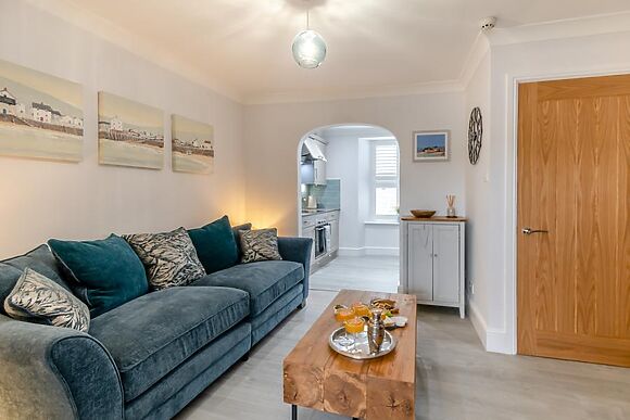 Cove Apartment