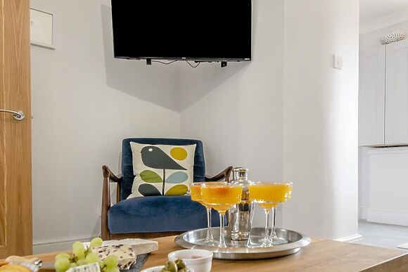 Cove Apartment