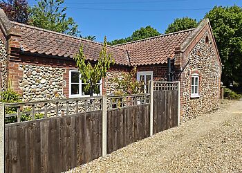 The Little Barn Holt