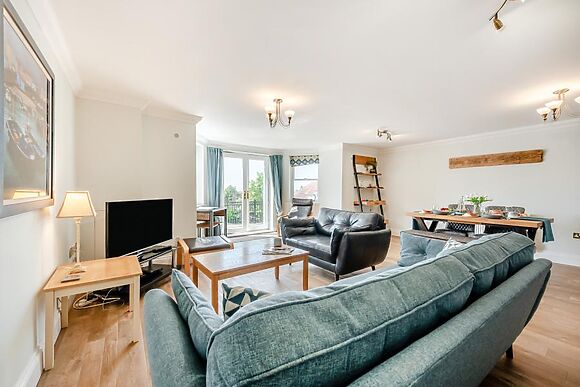 Bryn Y Mor 5 Tenby