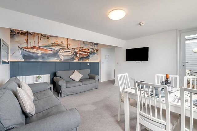 Ocean Retreats North Bay Apt 8