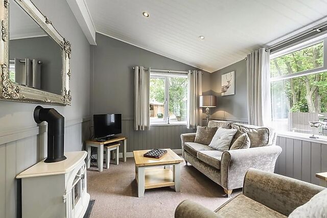 Juliet Lodge