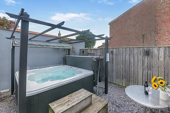 The Wolds Hideaway