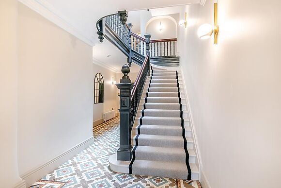 The Pavilion Suite 4