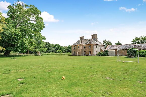 Ilsington Farmhouse