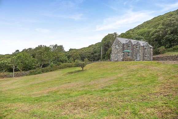 Bronclydwr Cottage