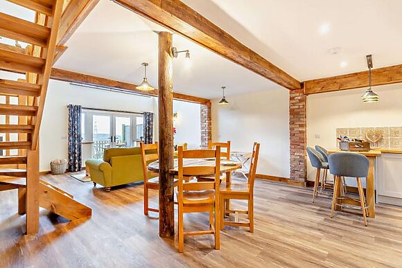 Abbots Barn
