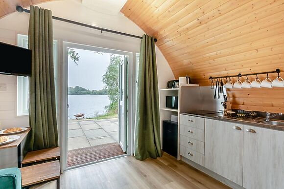 3 Lakeside Hideaway