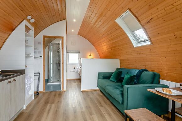 3 Lakeside Hideaway