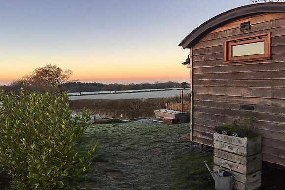 Little Leaf Hideaway