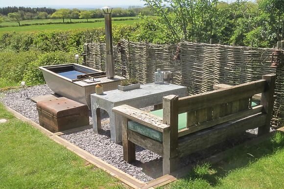 Little Leaf Hideaway