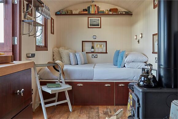 Little Leaf Hideaway