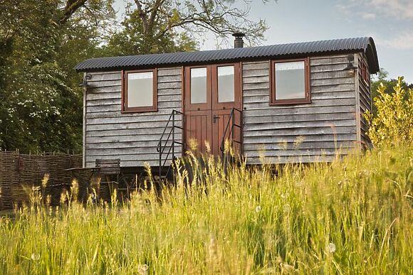 Little Leaf Hideaway