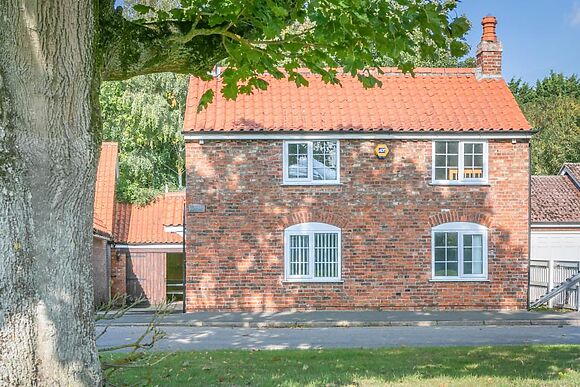 Dovedale Cottage Coningsby