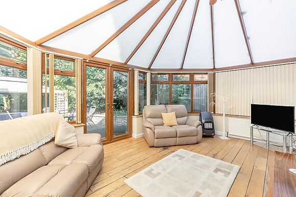 Dovedale Cottage Coningsby