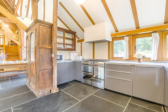 Alfreds Barn At Grove Farm - photo 6 of 13