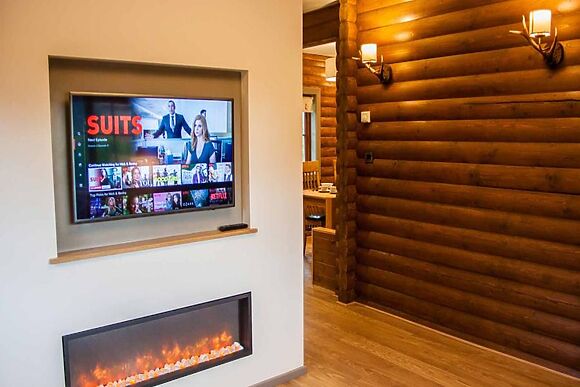 Lapwing Lodge Woodlands Collection