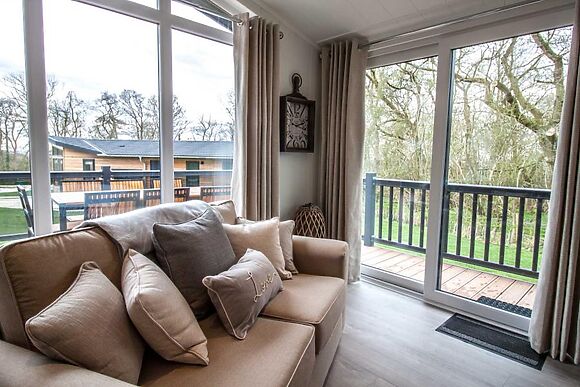 Acorn Lodge
