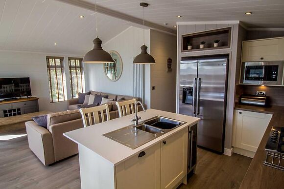 Acorn Lodge
