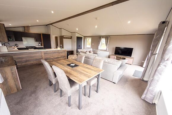 Caradoc Lodge 9