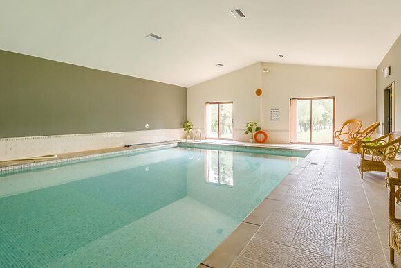 Oak Lodge 2