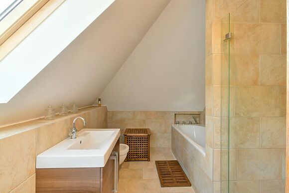 Deepcombe House