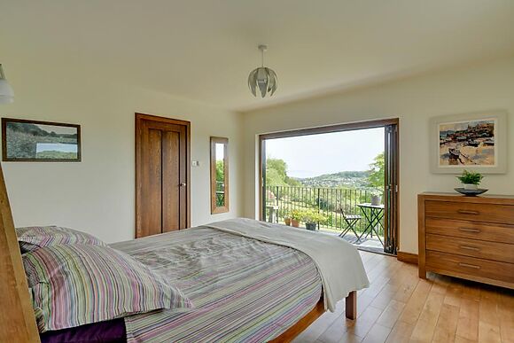 Deepcombe House