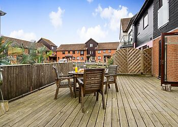 Heron Cottage Horning