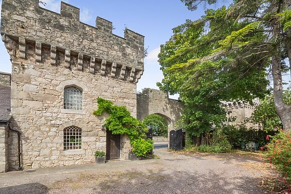 Hen Wrych Hall Tower