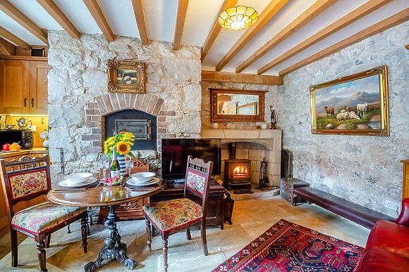 Hen Wrych Hall Tower