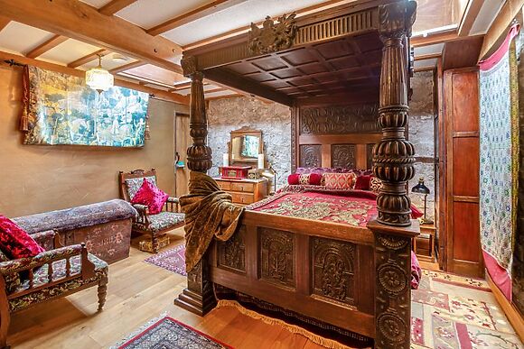 Hen Wrych Hall Tower