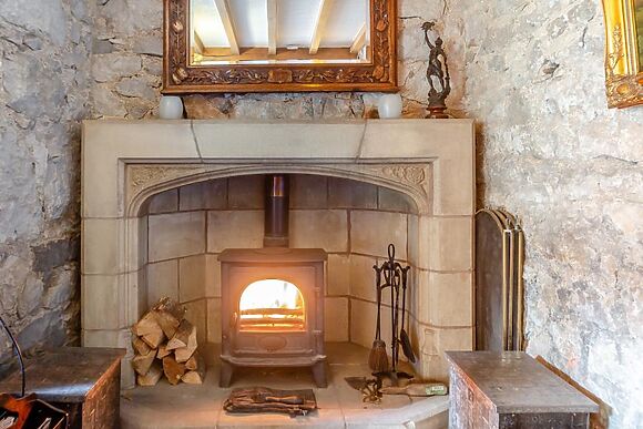 Hen Wrych Hall Tower