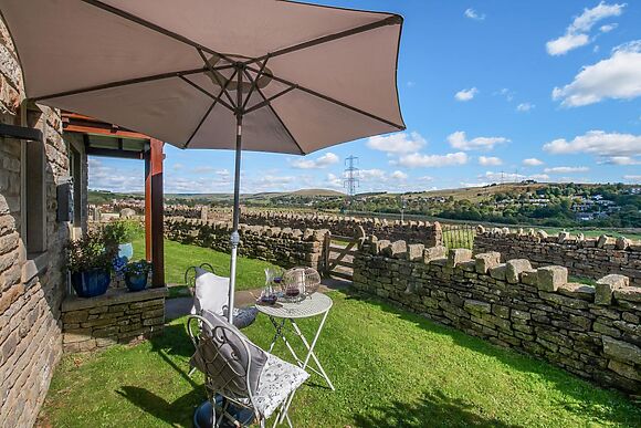 Converted Barn for 8 in Rochdale - photo 5 of 15