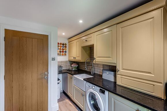 Converted Barn for 8 in Rochdale - photo 9 of 15