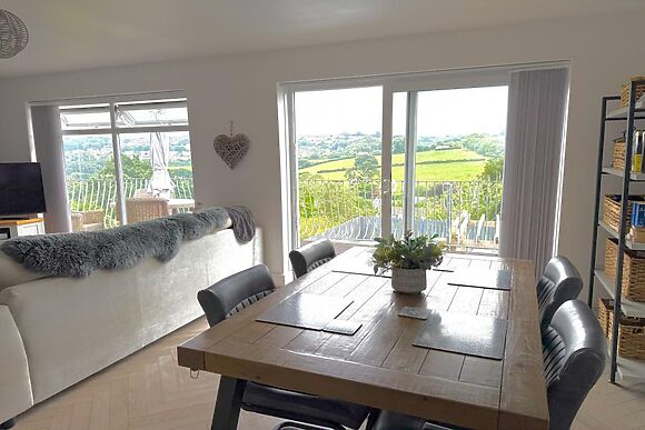 Ty Cariad Saundersfoot