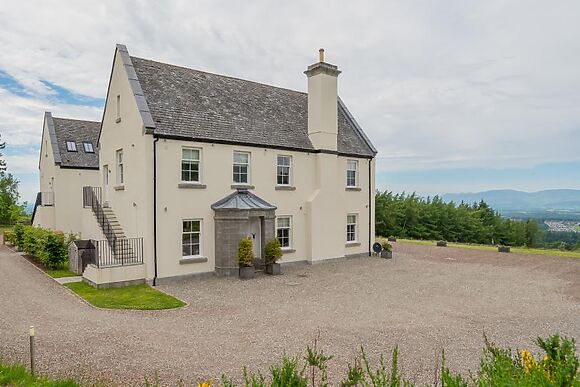 Strathearn House And Annex By Gleneagles