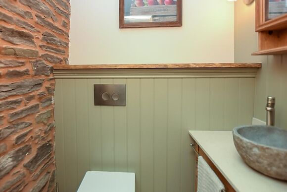 Rowlesford Farm Barns Stone Barn