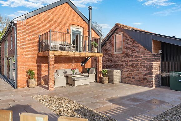 Rowlesford Farm Barns The Granary